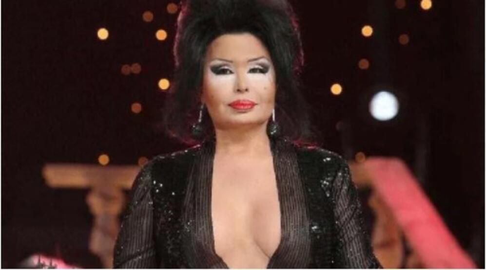 Bülent Ersoy imzayı attı; hayatı film oluyor