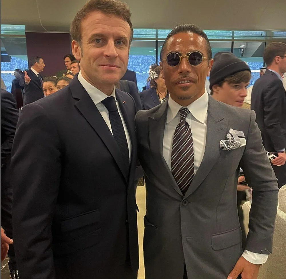 Et tokatlayan Nusret, Macron ile aynı karede