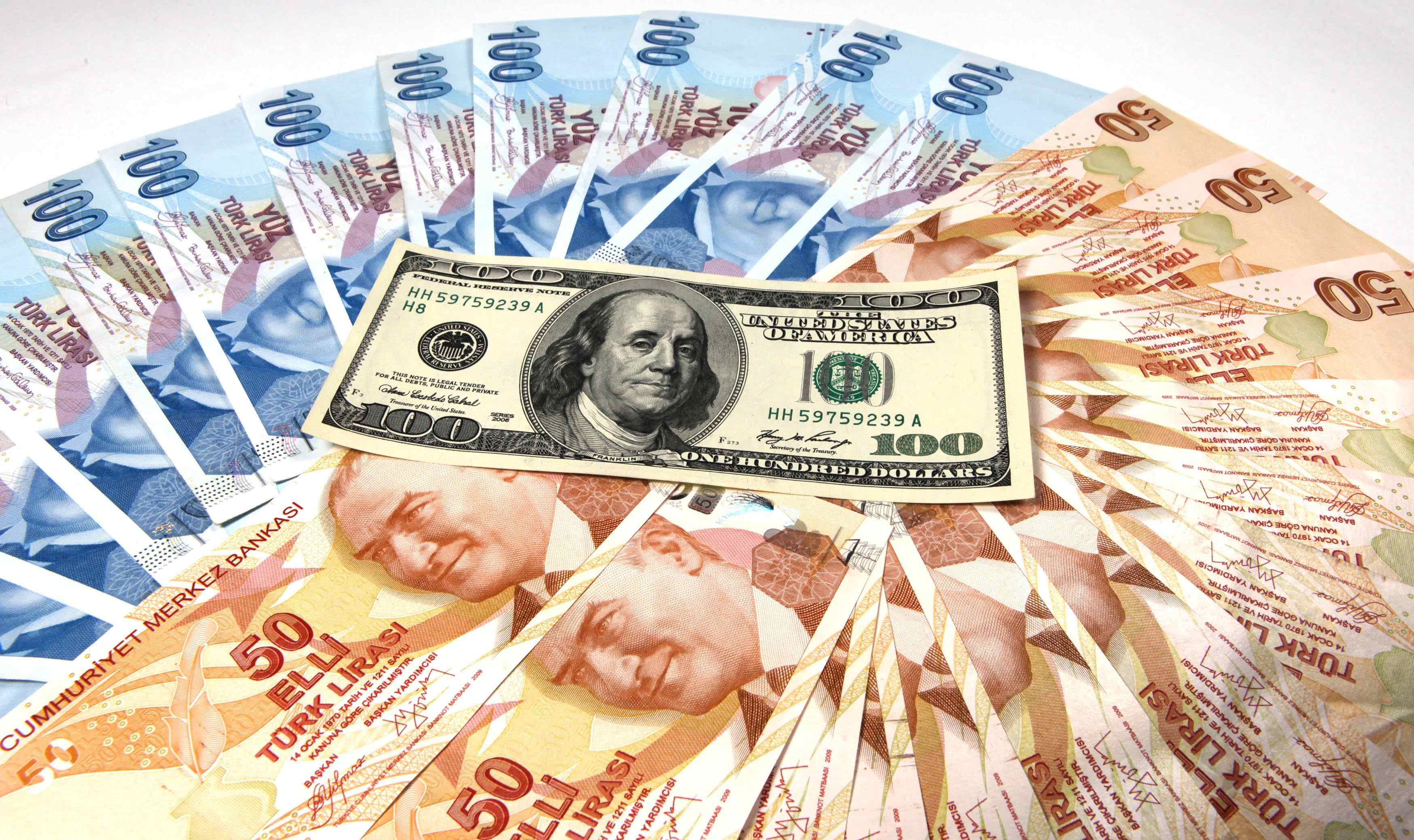 Türk Lirası'nda değer kaybı devam ediyor