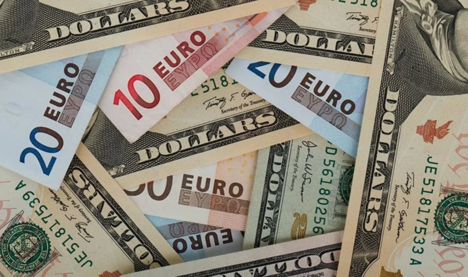 Dolar ve Euro ne kadar oldu?