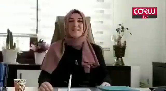 "Gençliğe Hitabe"yi değiştirdi.. Vatandaşlarla dalga geçti