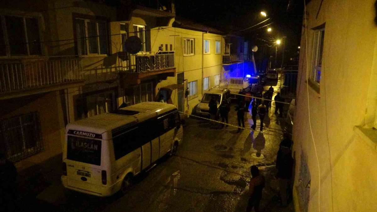 Hamile eşini öldürüp intihar etti!