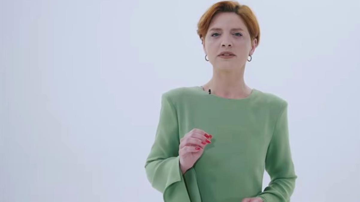 Hande Karacasu uyardı:Geç olmadan Türk halkı tehlikeyi görmeli!