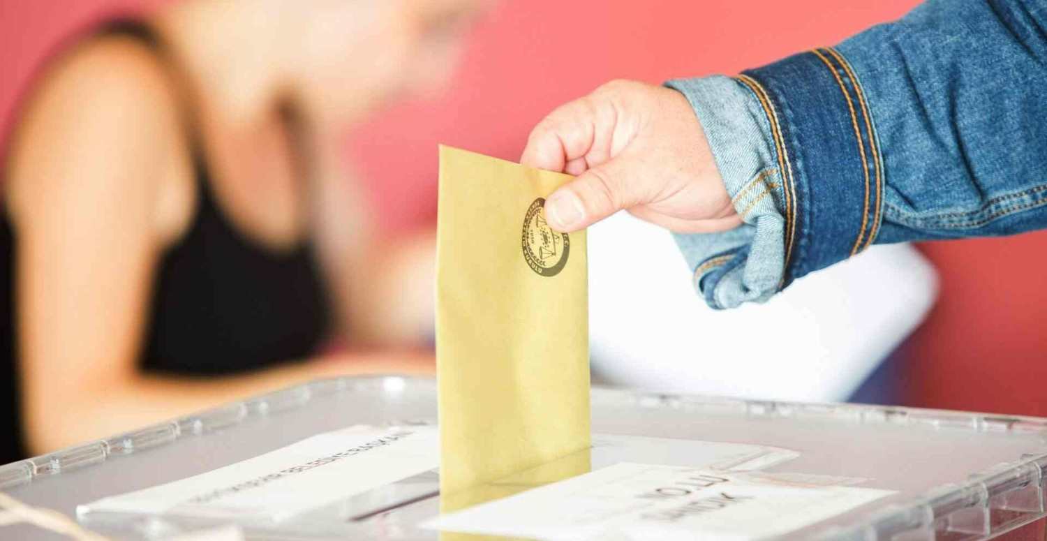 Üniversite öğrencileri dikkat: Oy kullanabilmeniz için yapmanız gerekenler