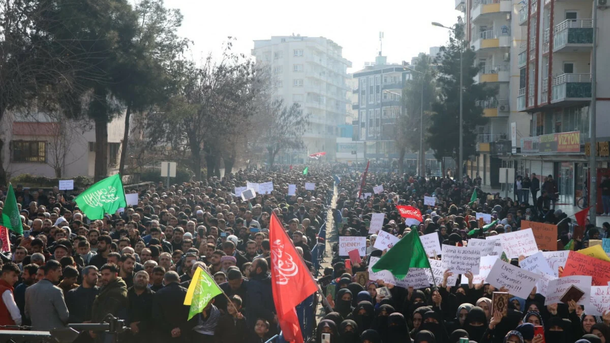 Batman'dan İsveç'e protesto