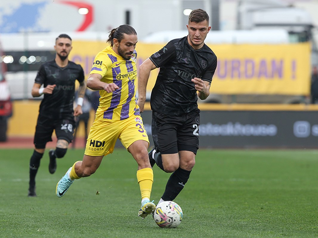 Samsunspor adım adım liderliğe koşuyor