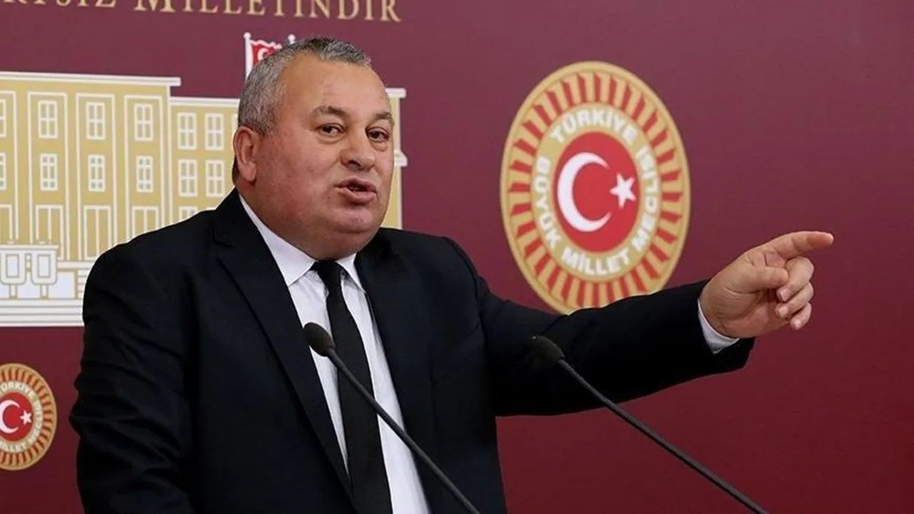 Cemal Enginyurt'tan Şenel Yediyıldız'a sert cevap