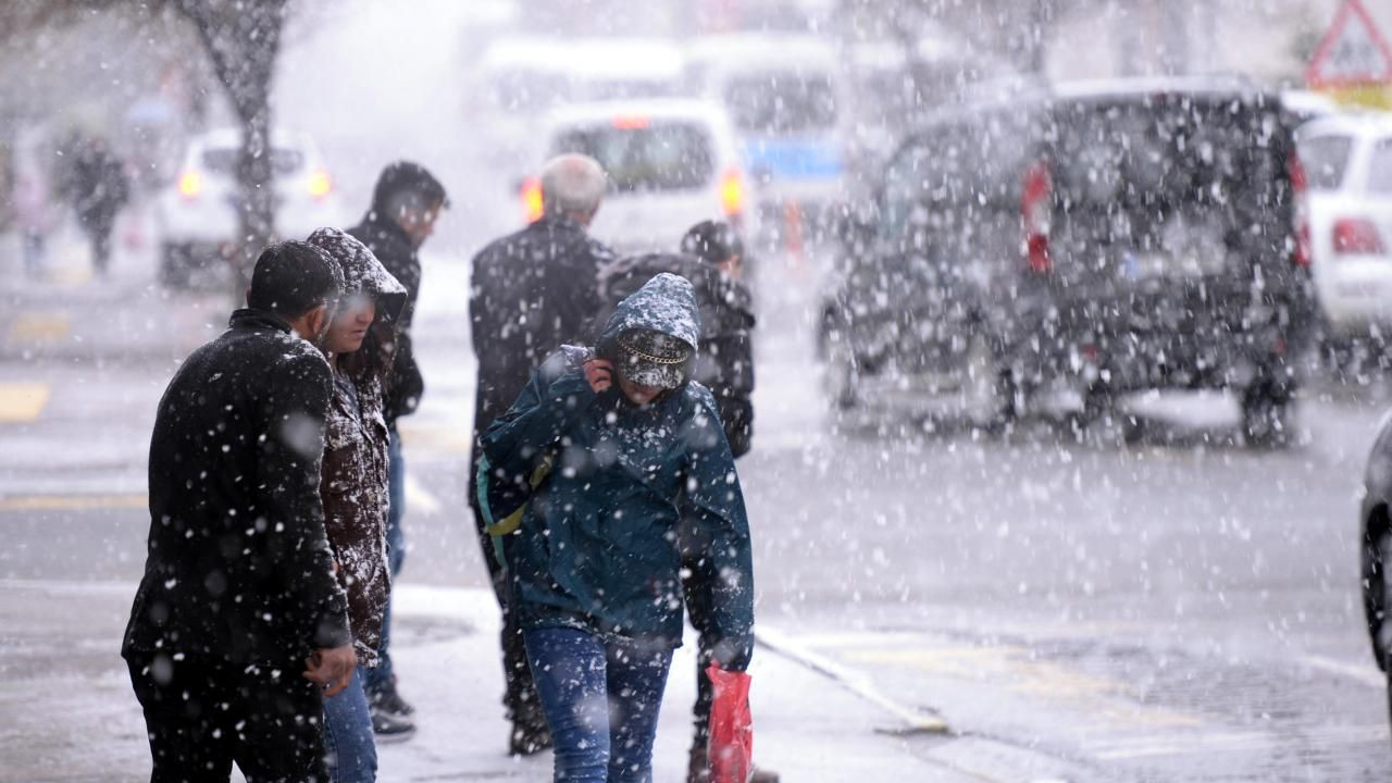 İstanbul için kar tarihi verildi