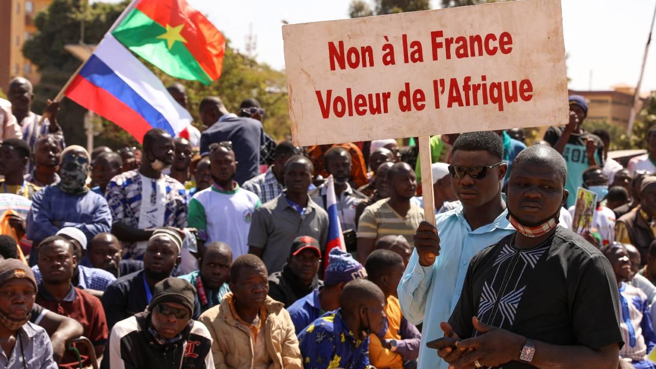 Afrika,Fransa sömürüsünden kurtuluyor