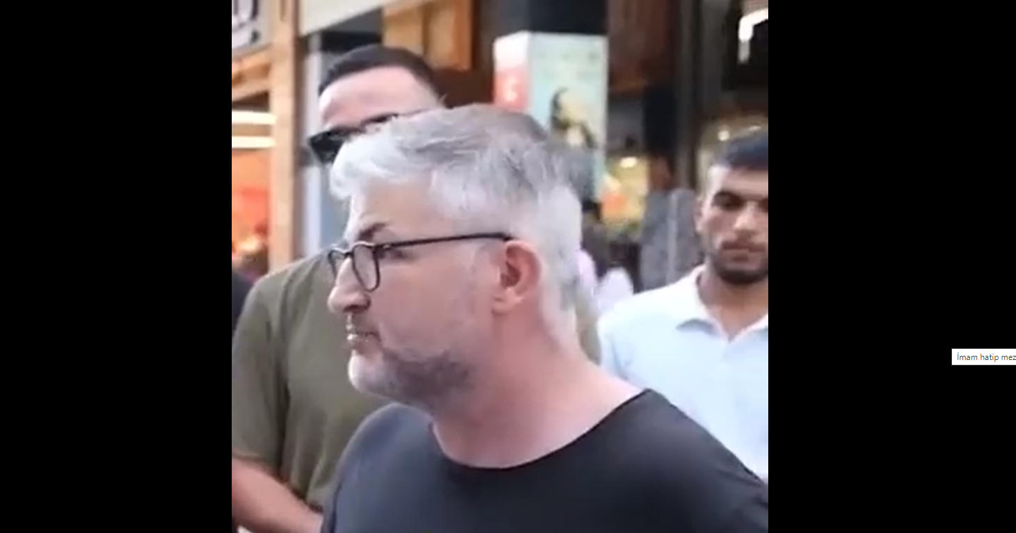 Ahlaklı insan olmak için 'din' gerekmez