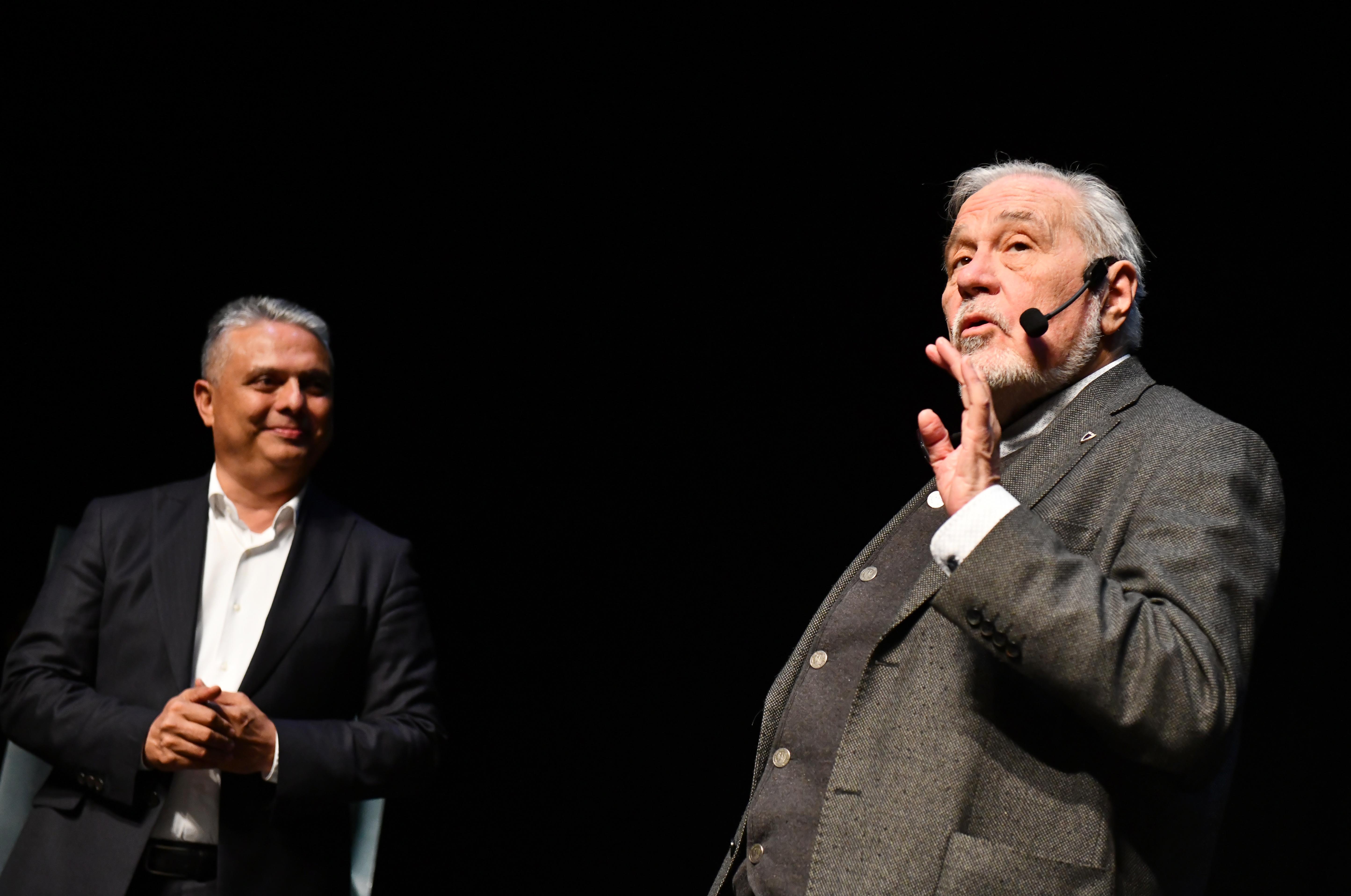 İlber Ortaylı: 'Adam Türk olmayana arazi satıyor!'