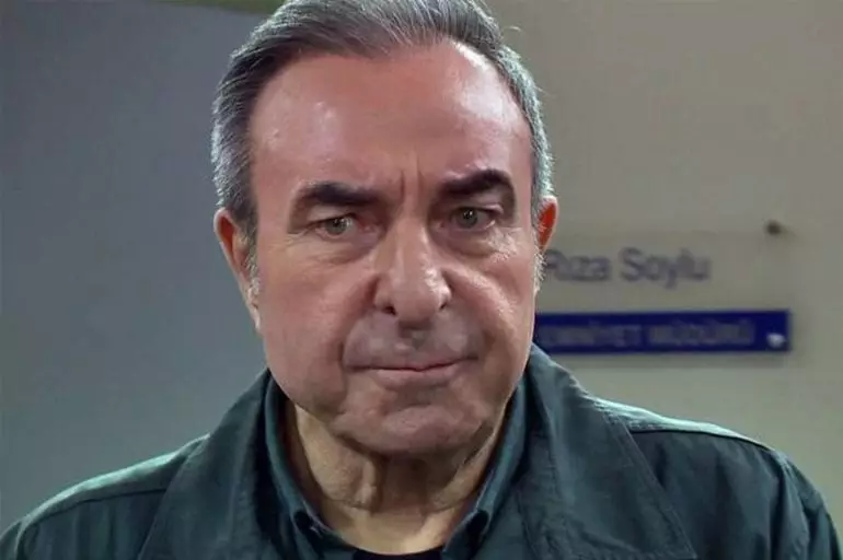 Arka Sokaklar dizisinin Rıza Baba'sından yapımcıya büyük sitem