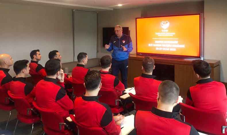TFF, hakem standartlarını UEFA seviyesine çıkaracak