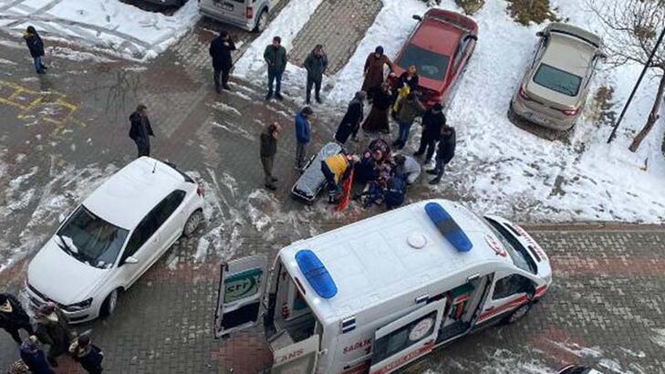 Köpek tarafından boğazı ısırılan çocuk hayatını kaybetti