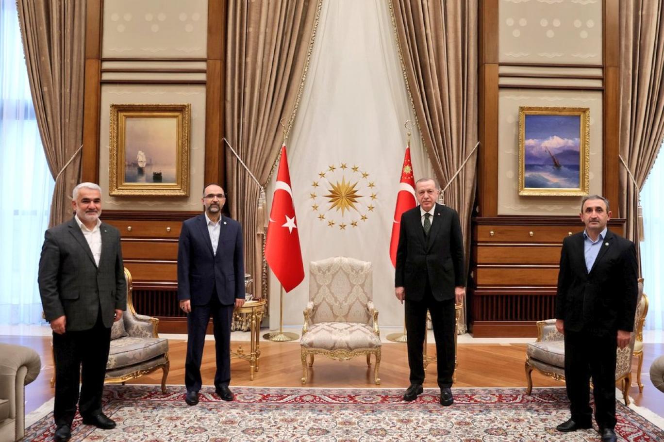 Hilafet savunucusu parti Cumhur İttifakı'na katılıyor!