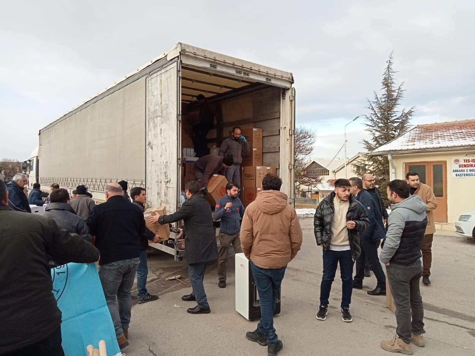 Türk Ocakları depremzedeler için seferber oldu