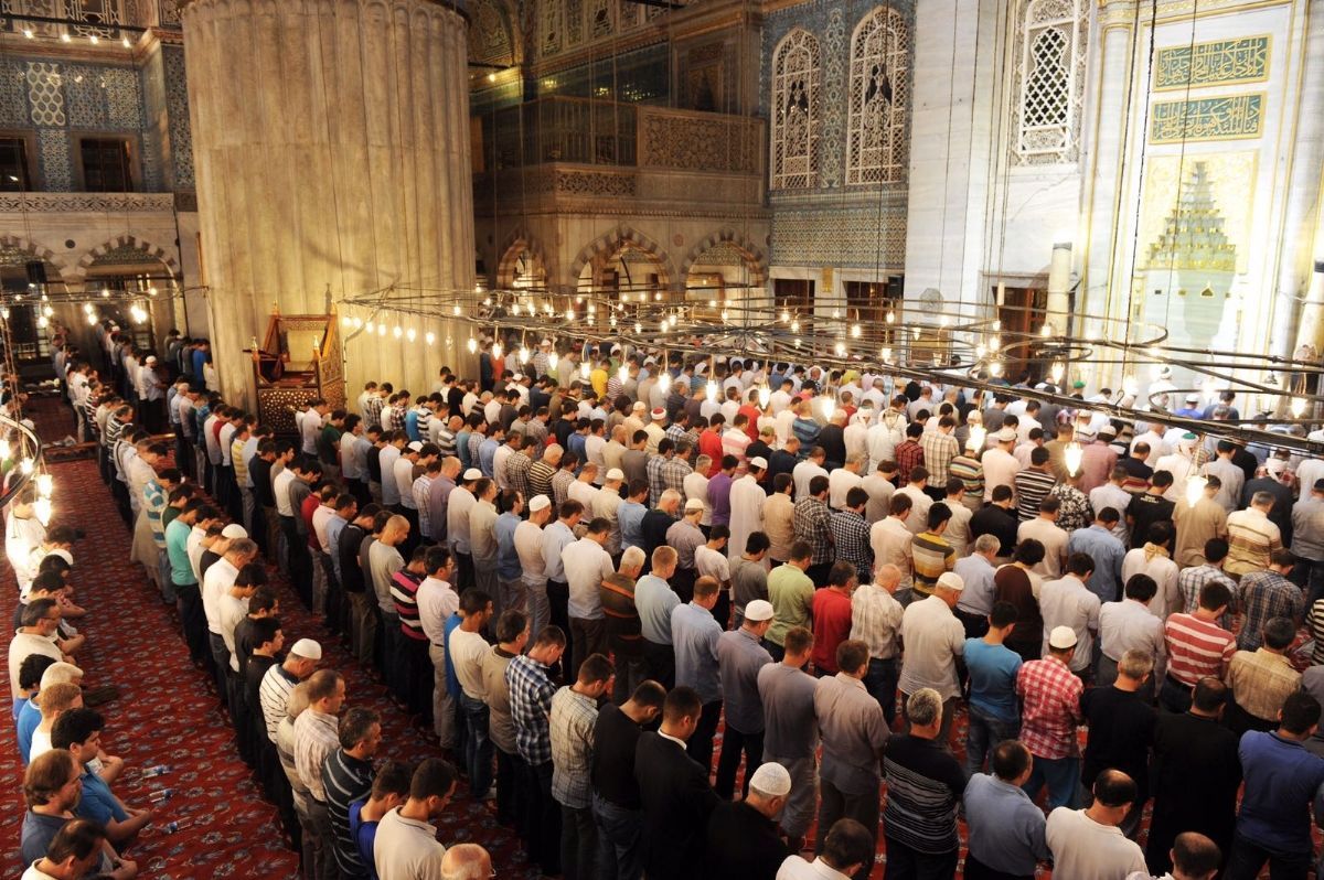 Cuma namazı nasıl kılınır, kaç rekat