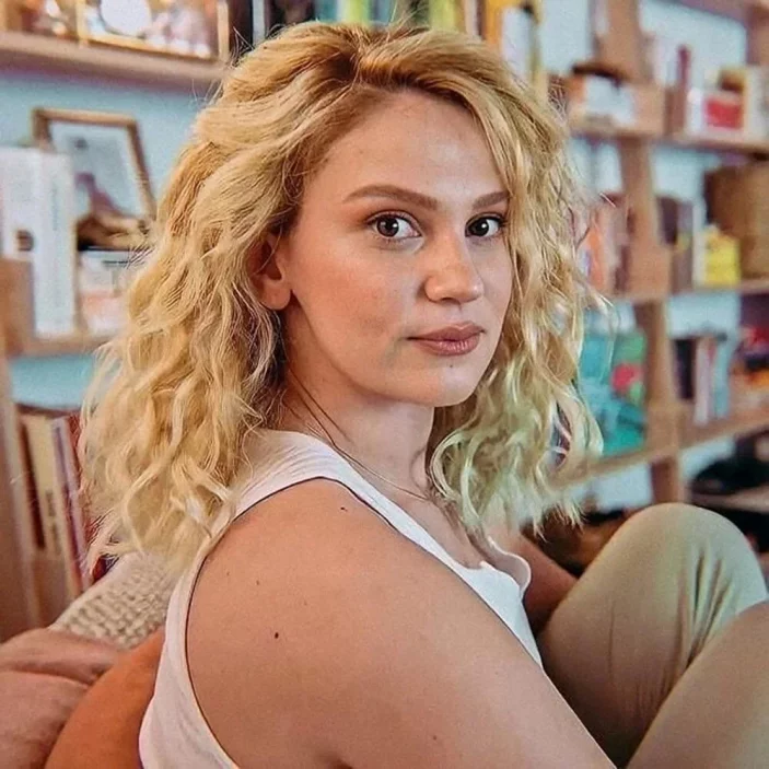 Farah Zeynep Abdullah: "Devlet ve Allah kelimelerini aynı yerde görmek istemiyorum"