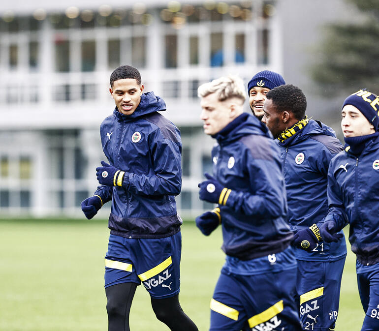 Fenerbahçe'den, Konyaspor maçı öncesi güç ve kuvvet antrenmanı