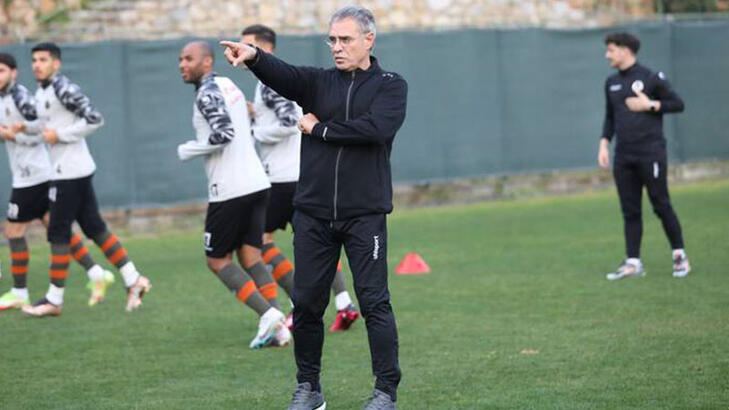 Ersun Yanal yeni takımıyla ilk antrenmanına çıktı