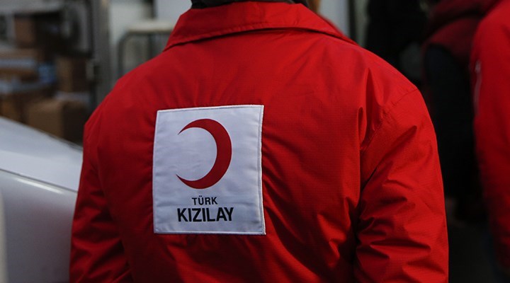 Kızılay'da CV skandalı