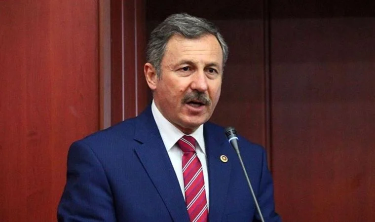 Özdağ gözyaşlarını tutamadı!