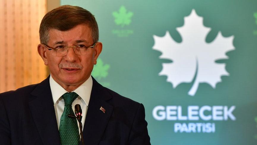 Gelecek Partisi'nde istifa