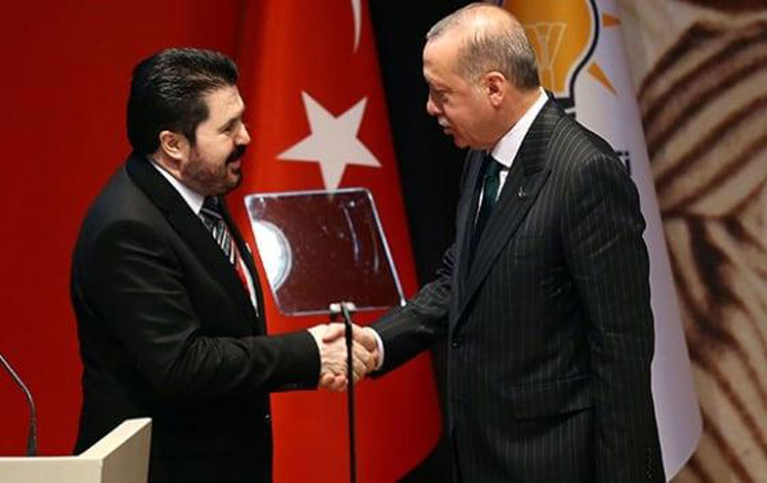 AKP Ağrı Belediye Başkanı Savcı Sayan istifa etti