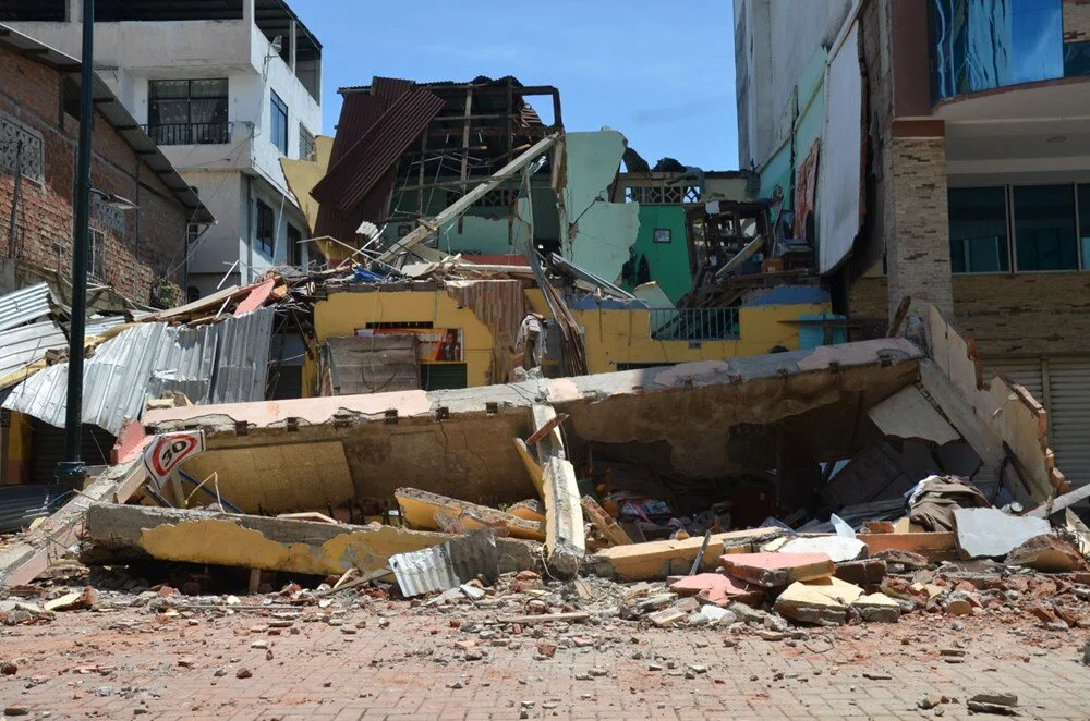 Ekvador’da 6.5 büyüklüğünde deprem: 14 ölü, 381 yaralı