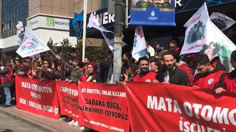 Cengiz Holding önünde eylem