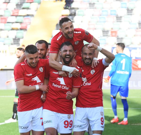 Altınordu'da Ali Özgün tam isabet