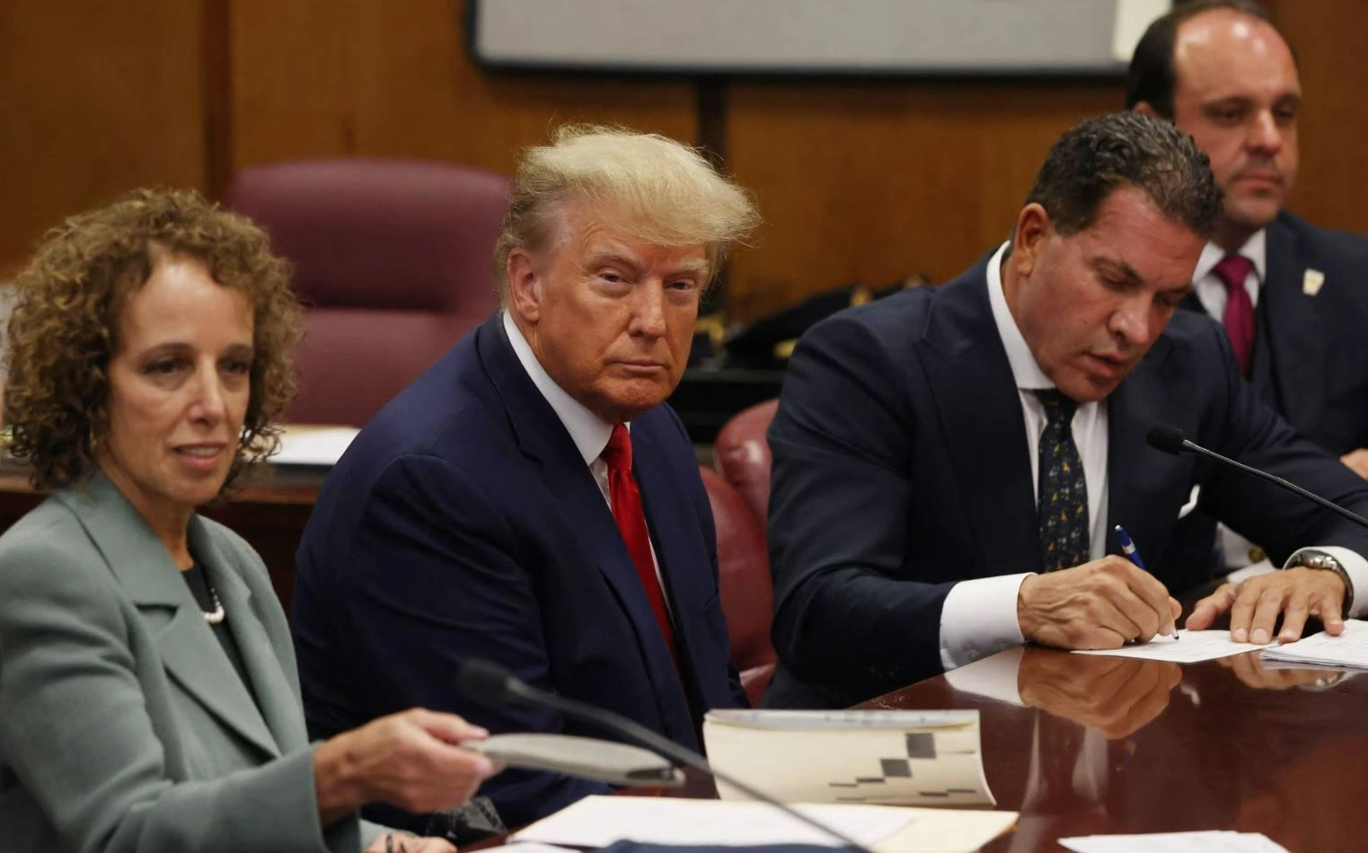 Trump duruşma sonrası ilk kez konuştu