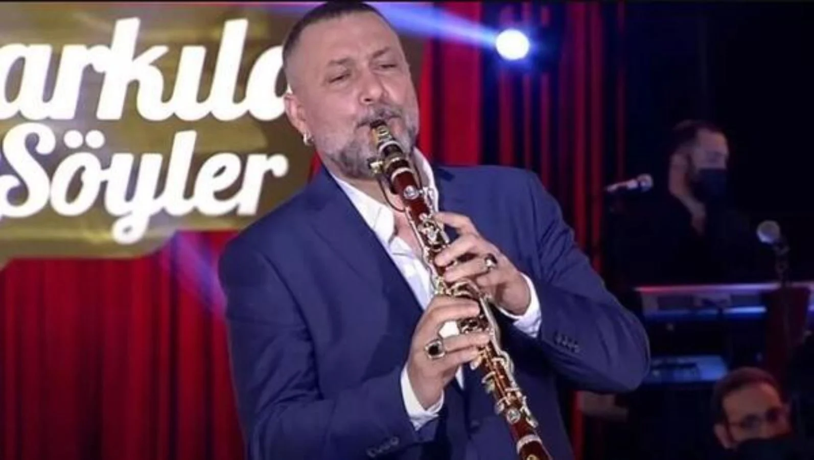 Kansere yakalanan Şenlendirici’nin hastaneden ilk fotoğrafı!