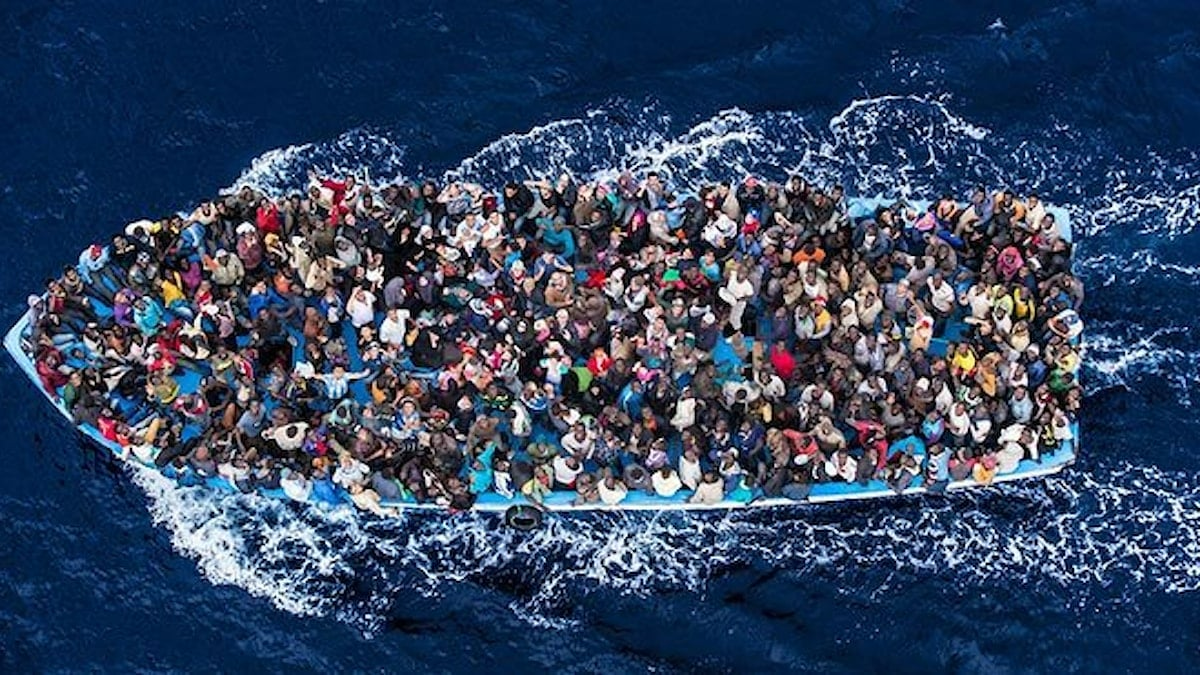 İtalya, 2 binden fazla göçmeni denizden kurtardı