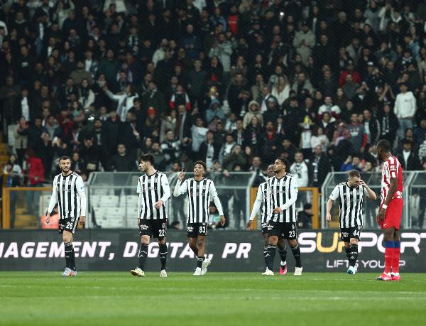 Beşiktaş - Atletico Madrid (EK FOTOĞRAFLAR)