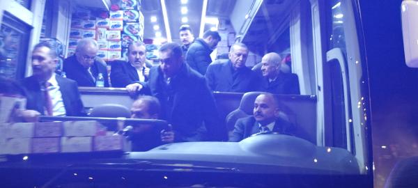 Erdoğan: 14 Mayıs'ta şu siyasi meftalara sandıkları mezar edin (3)
