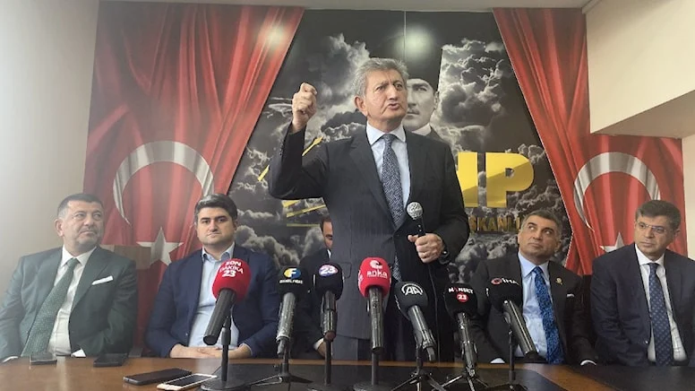 CHP’li eski vekil adaylıktan çekildi