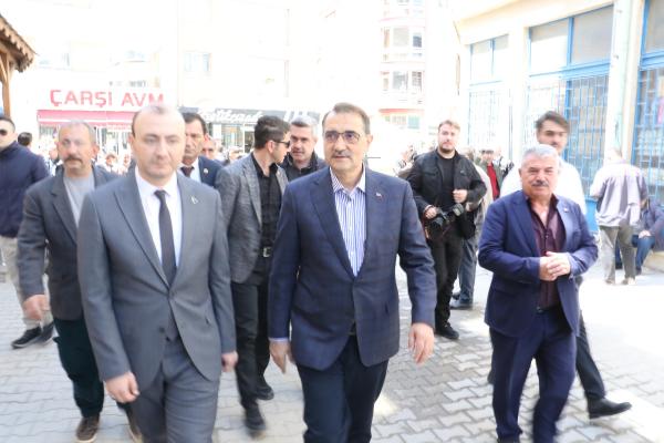 Bakan Dönmez: Milletimizin feraseti, onların ihanetini yenecek