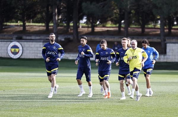 Fenerbahçe, Başakşehir maçının hazırlıklarına başladı