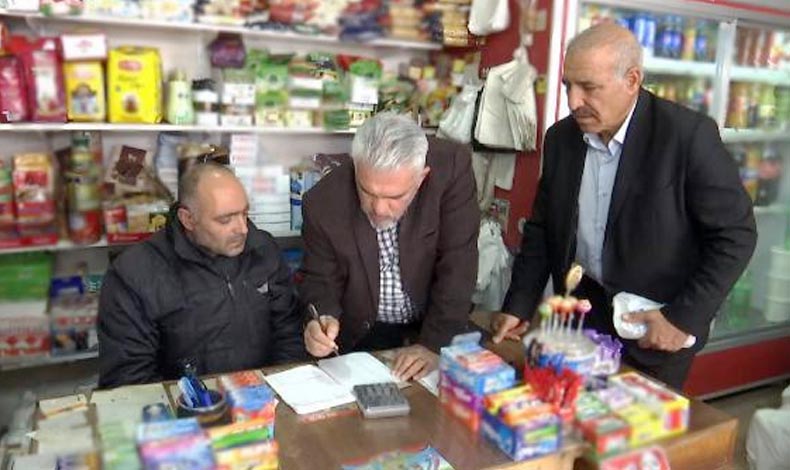 Elazığ'da 'zimem defteri' geleneğini yaşatıyor