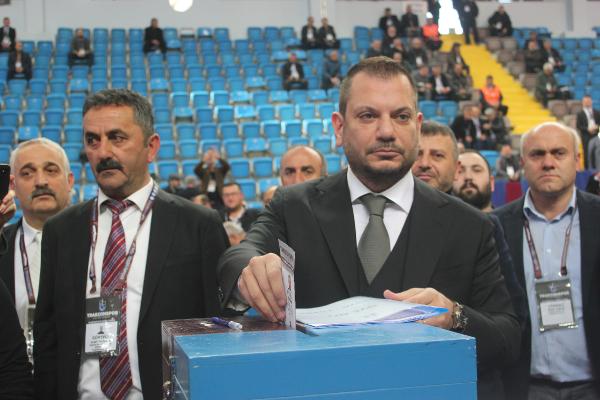 Trabzonspor kongresinde ‘usulsüzlük’ iddiaları!