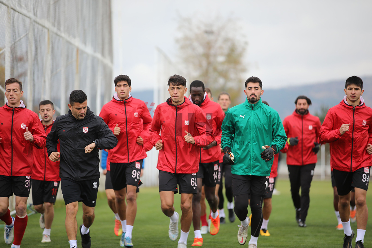 Sivasspor, Ümraniyespor maçı hazırlıklarına başladı