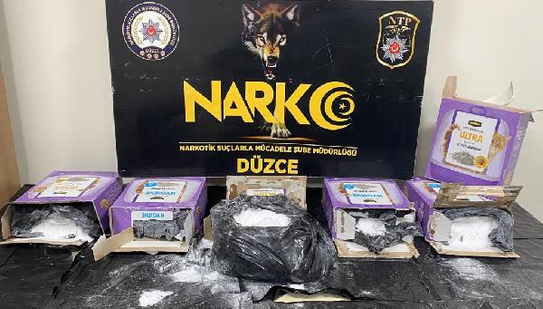 Yolcu otobüsünde 25 kilo metamfetamin!