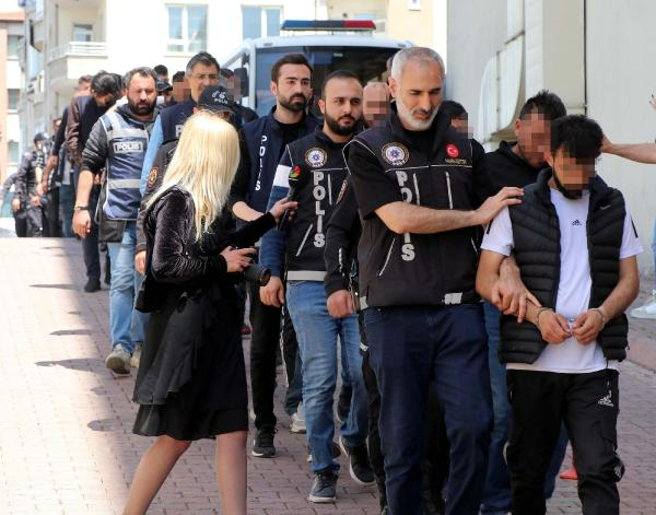 Kayseri' de 55 adrese uyuşturucu  baskını:31 gözaltı