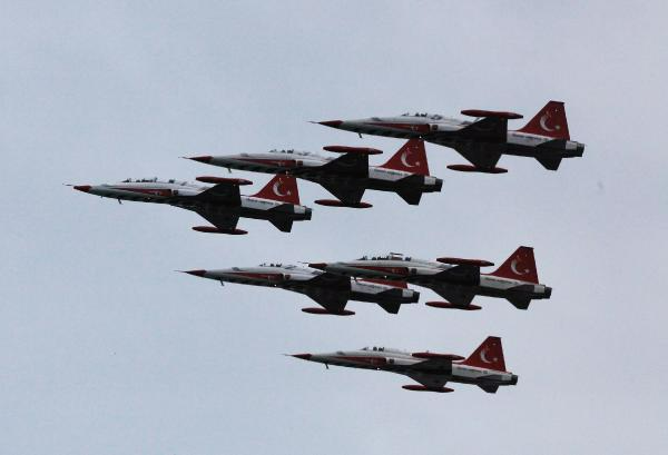 19 Mayıs Gösterileri Samsun'da nefes kesti