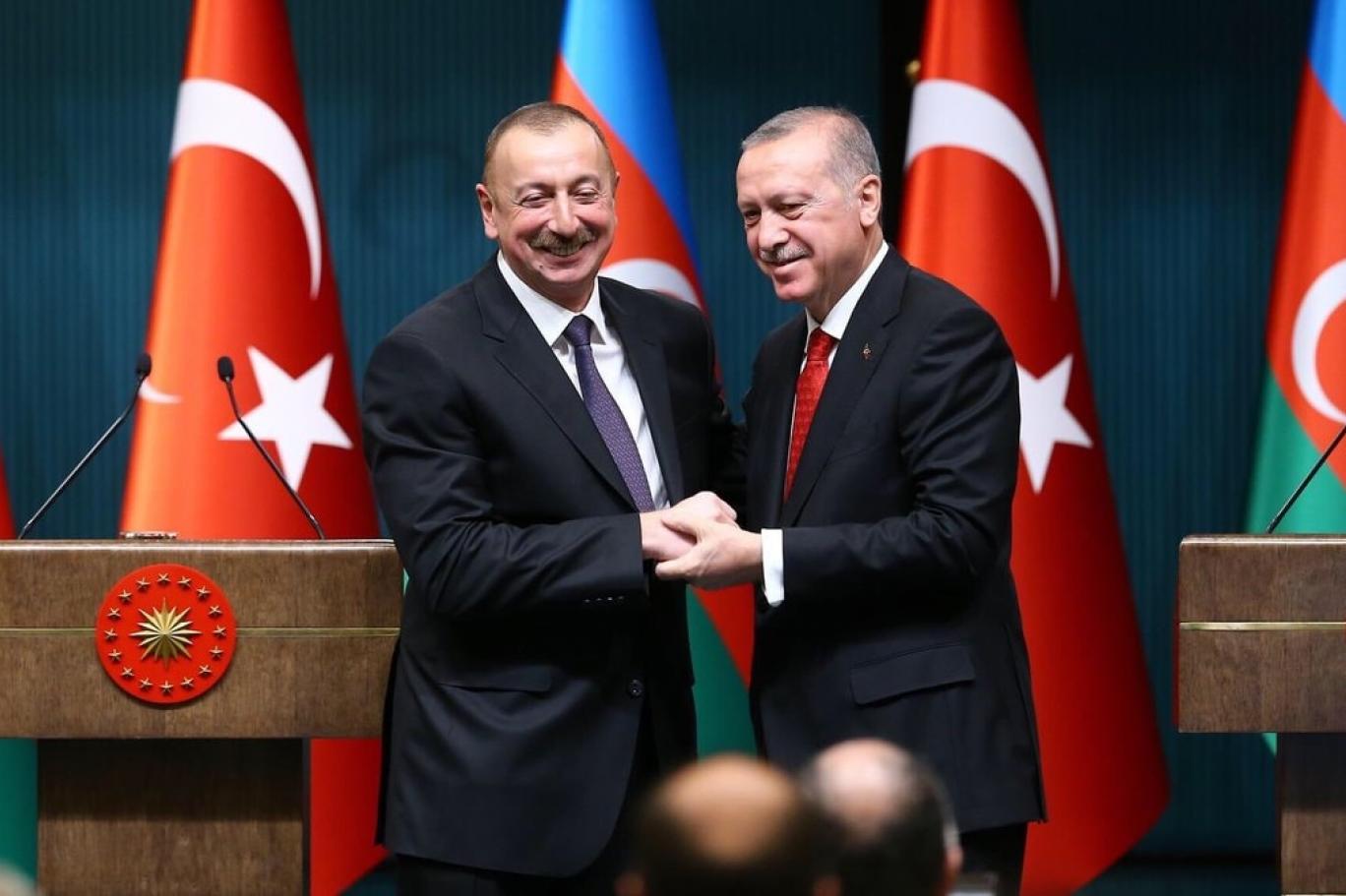 Aliyev’den Erdoğan’a telefon!