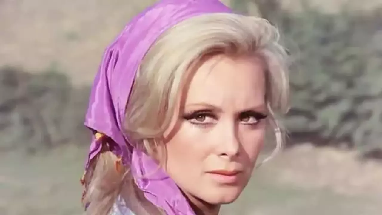 Filiz Akın'dan sevenlerini üzen haber