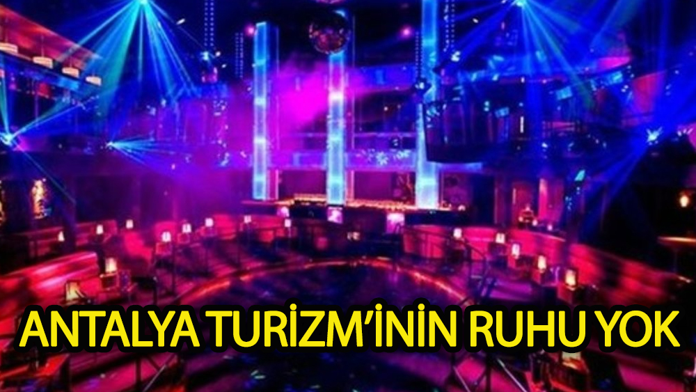 Antalya'da  bol turist var ruh yok!