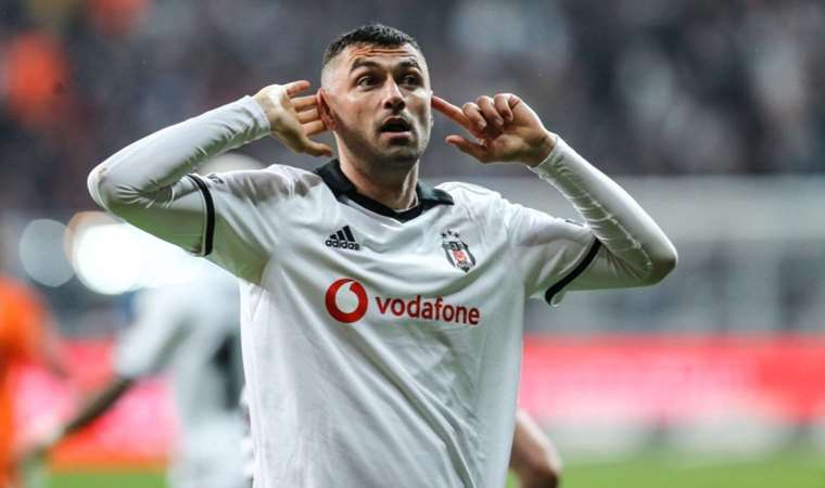 Eski futbolcu Burak Yılmaz geri dönüyor