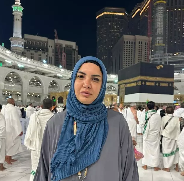 Fulya Öztürk, Umre ziyaretini gerçekleştirdi!